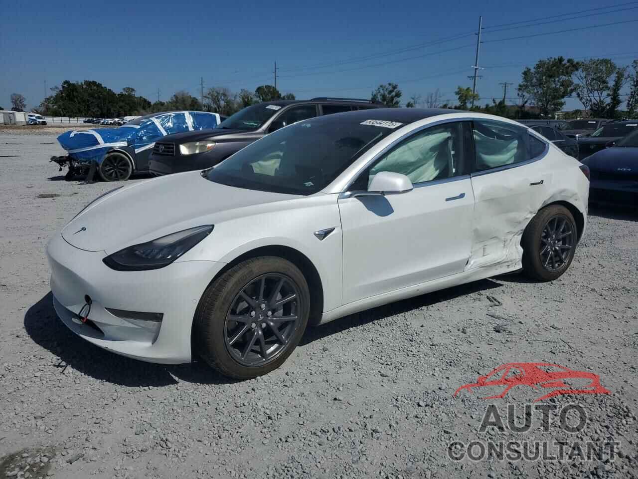 TESLA MODEL 3 2018 - 5YJ3E1EAXJF153106