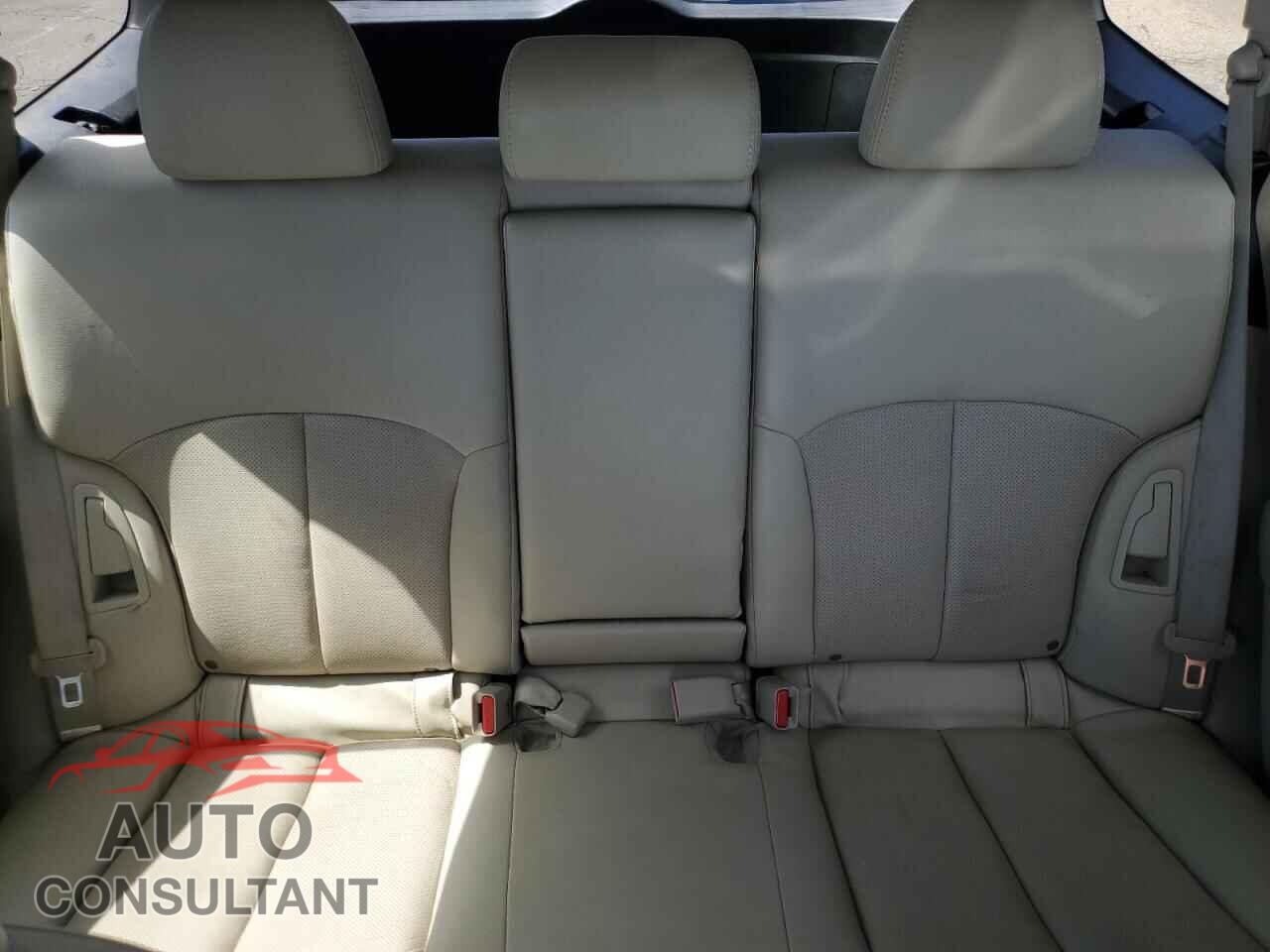 SUBARU OUTBACK 2013 - 4S4BRDPC4D2243628