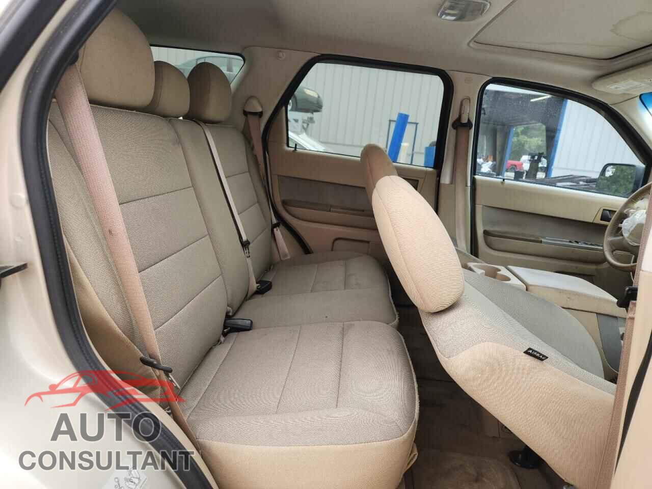 FORD ESCAPE 2011 - 1FMCU0DG2BKC16492