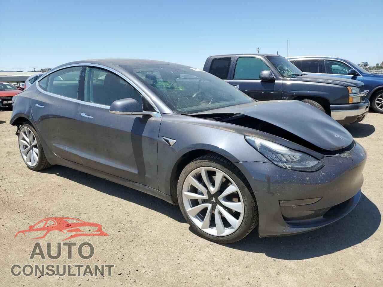 TESLA MODEL 3 2018 - 5YJ3E1EB2JF087045