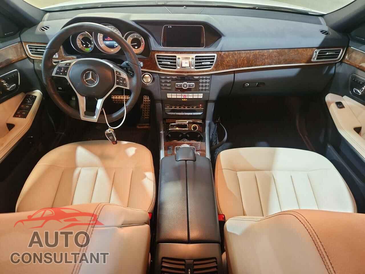 MERCEDES-BENZ E-CLASS 2015 - WDDHF9HB2FB143479