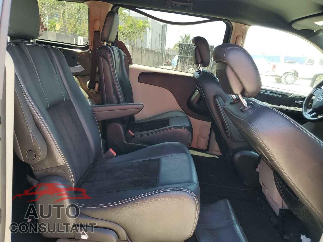DODGE CARAVAN 2017 - 2C4RDGCG8HR731547