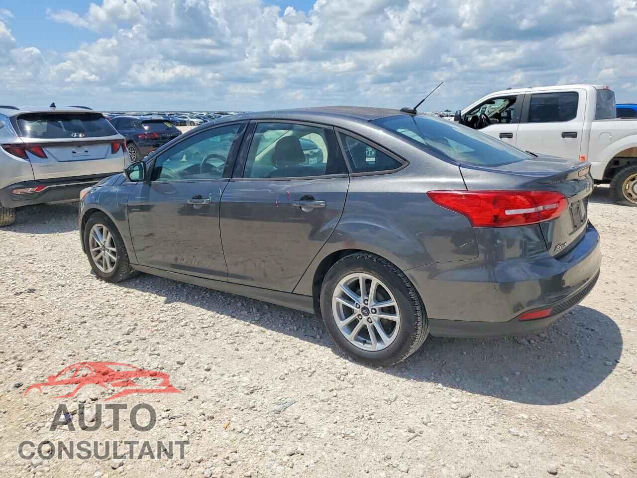 FORD FOCUS 2016 - 1FADP3F2XGL359331
