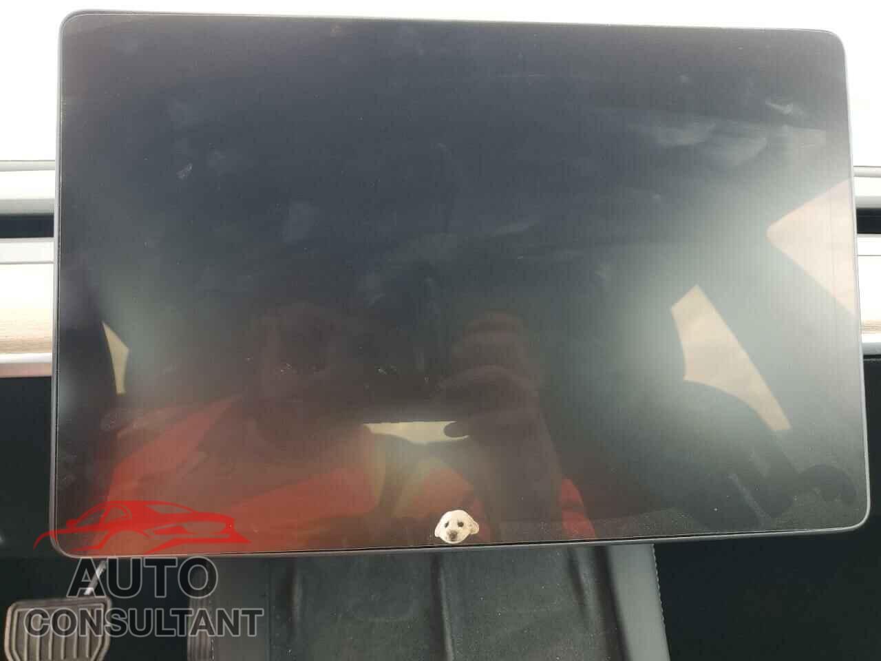 TESLA MODEL 3 2022 - 5YJ3E1EA4NF207232