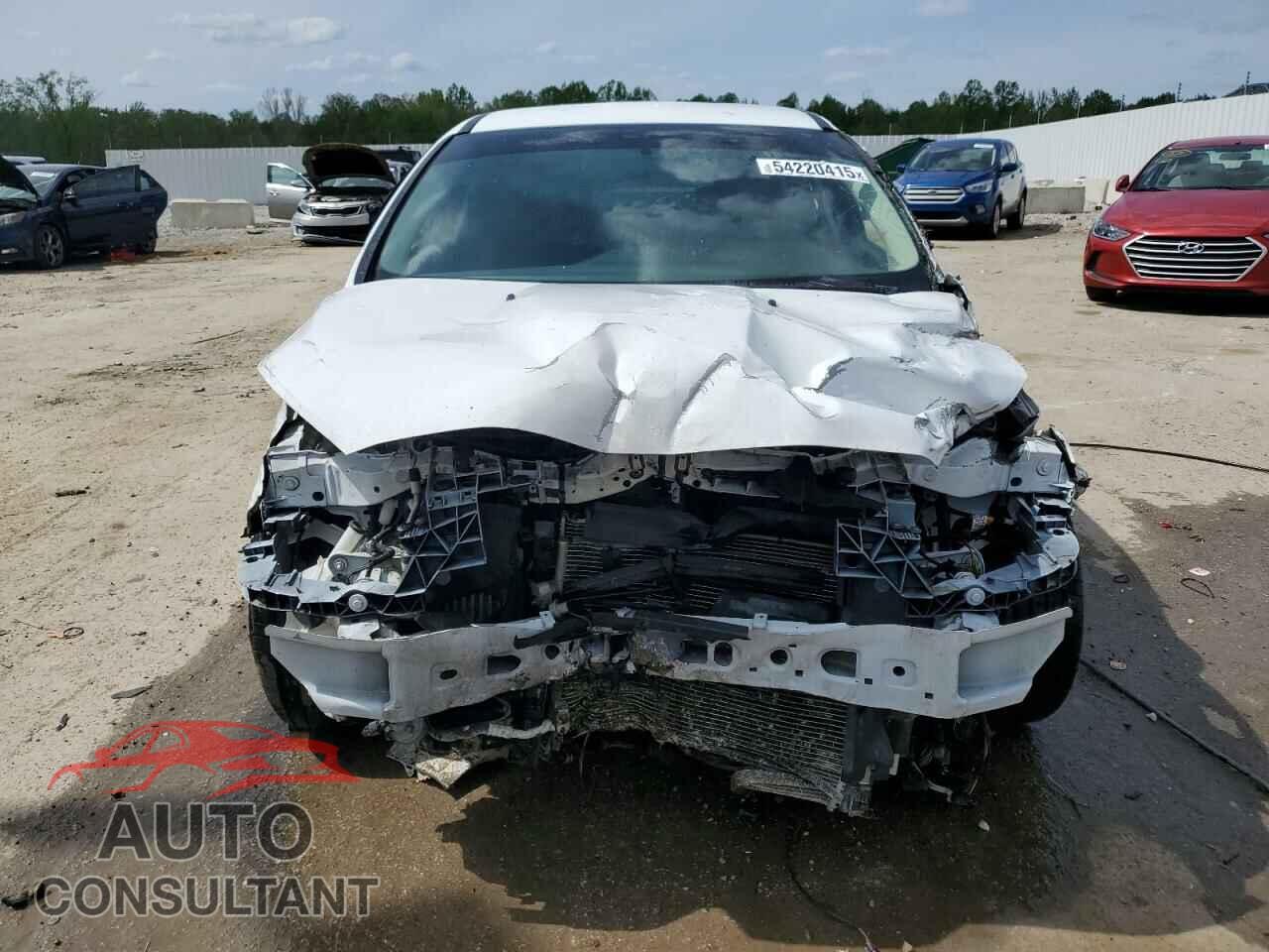 FORD FOCUS 2018 - 1FADP3FE0JL286102
