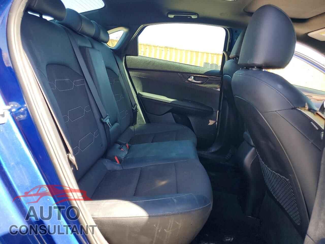 KIA FORTE 2024 - 3KPF54AD4RE759727