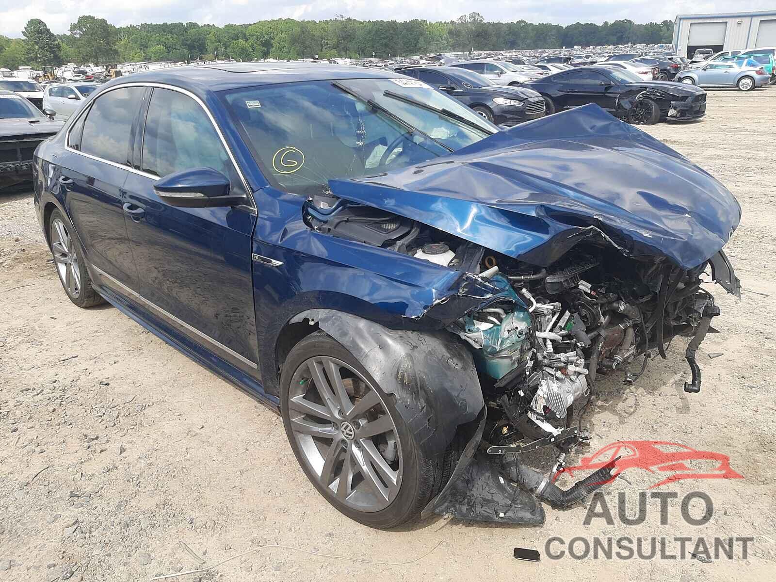 VOLKSWAGEN PASSAT 2019 - 1VWMA7A35KC011302