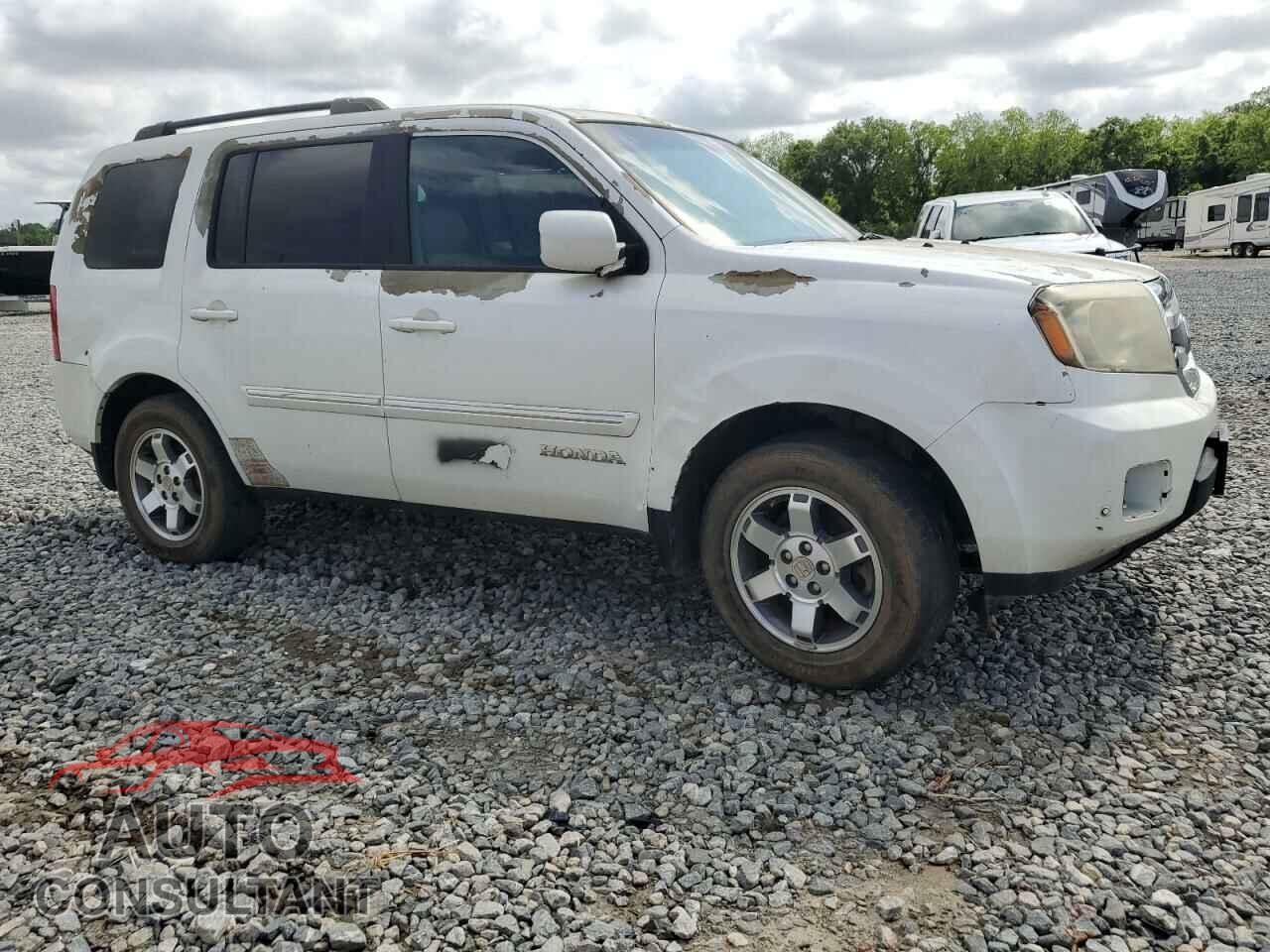 HONDA PILOT 2011 - 5FNYF3H95BB036504