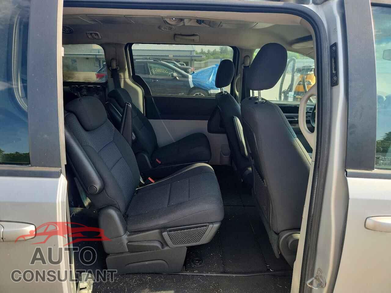 DODGE CARAVAN 2010 - 2D4RN5D14AR174544