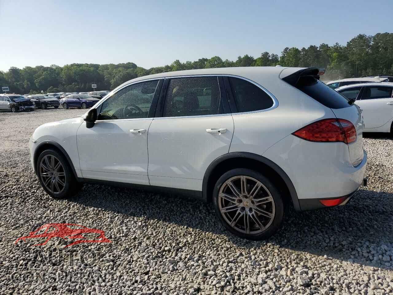 PORSCHE CAYENNE 2012 - WP1AA2A2XCLA10081