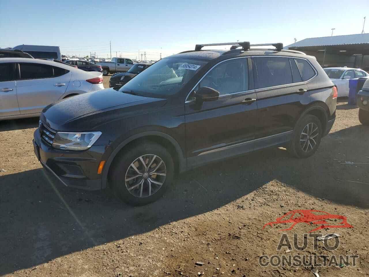 VOLKSWAGEN TIGUAN 2018 - 3VV2B7AX1JM205589