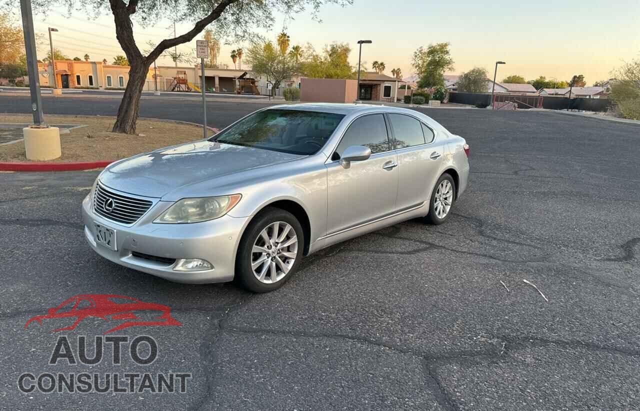 LEXUS LS460 2009 - JTHCL46F795001457