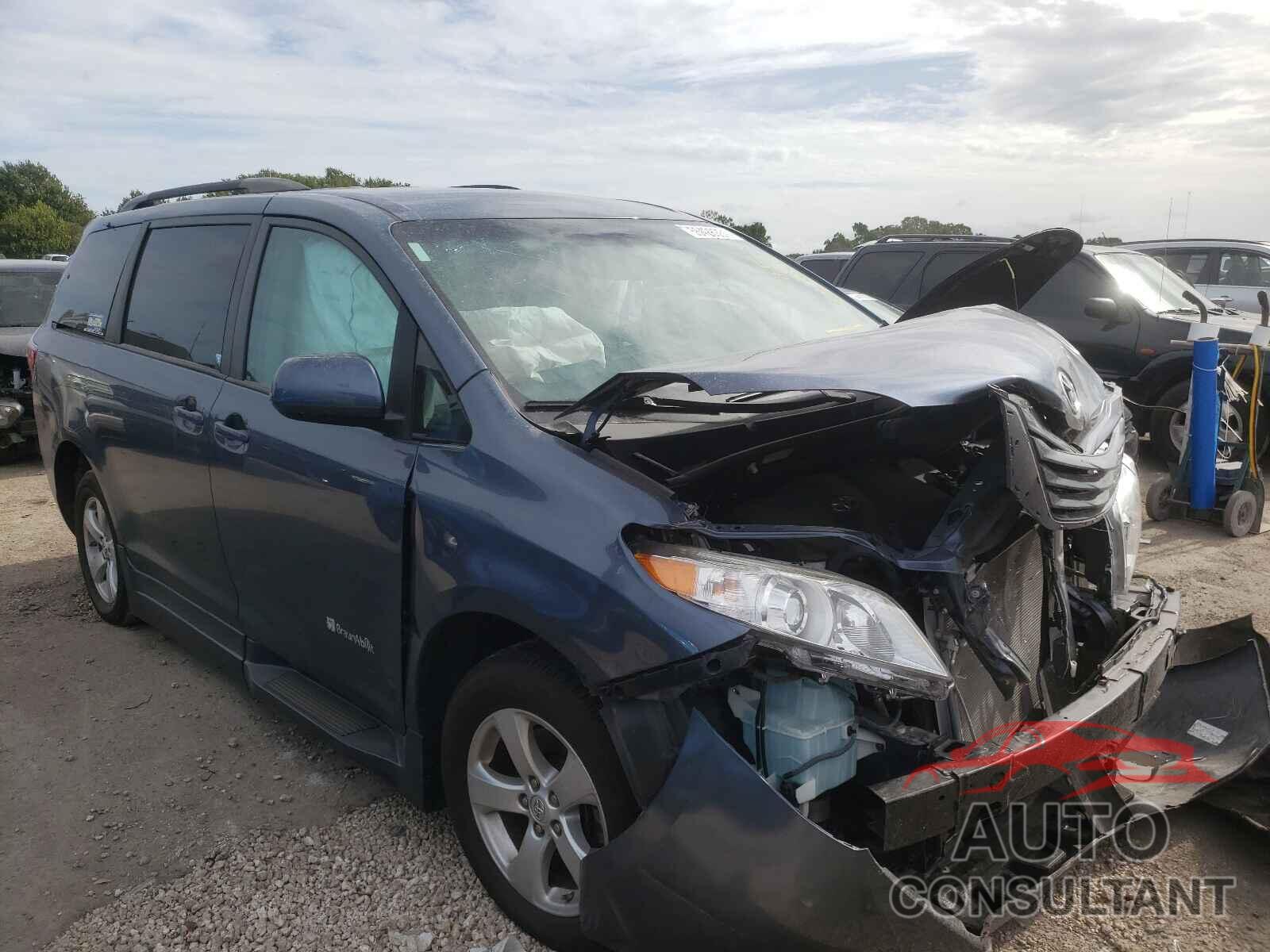 TOYOTA SIENNA 2017 - 5TDKZ3DC6HS889173