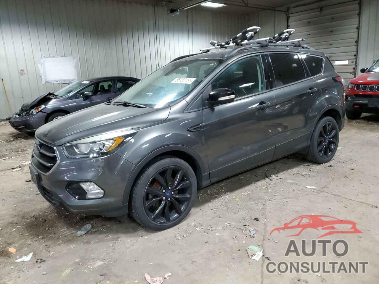 FORD ESCAPE 2017 - 1FMCU0JD4HUE22551