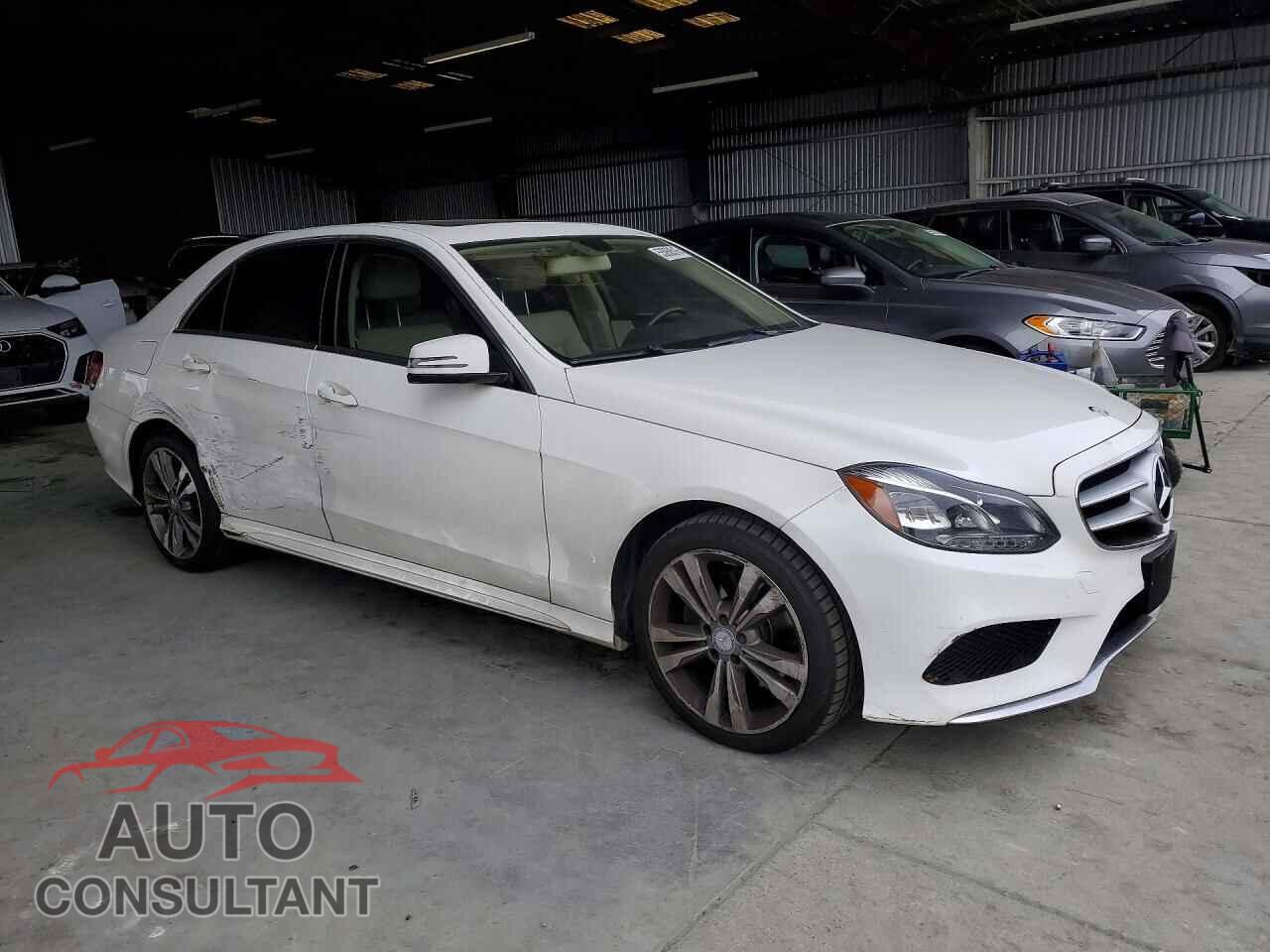 MERCEDES-BENZ E-CLASS 2014 - WDDHF5KB0EA814623