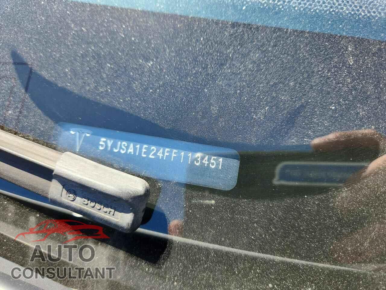 TESLA MODEL S 2015 - 5YJSA1E24FF113451