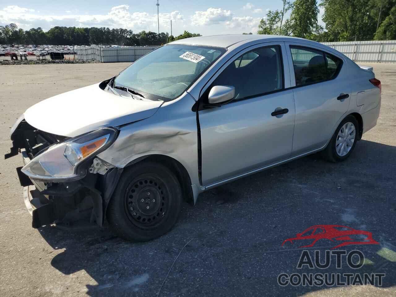 NISSAN VERSA 2018 - 3N1CN7AP2JL805041