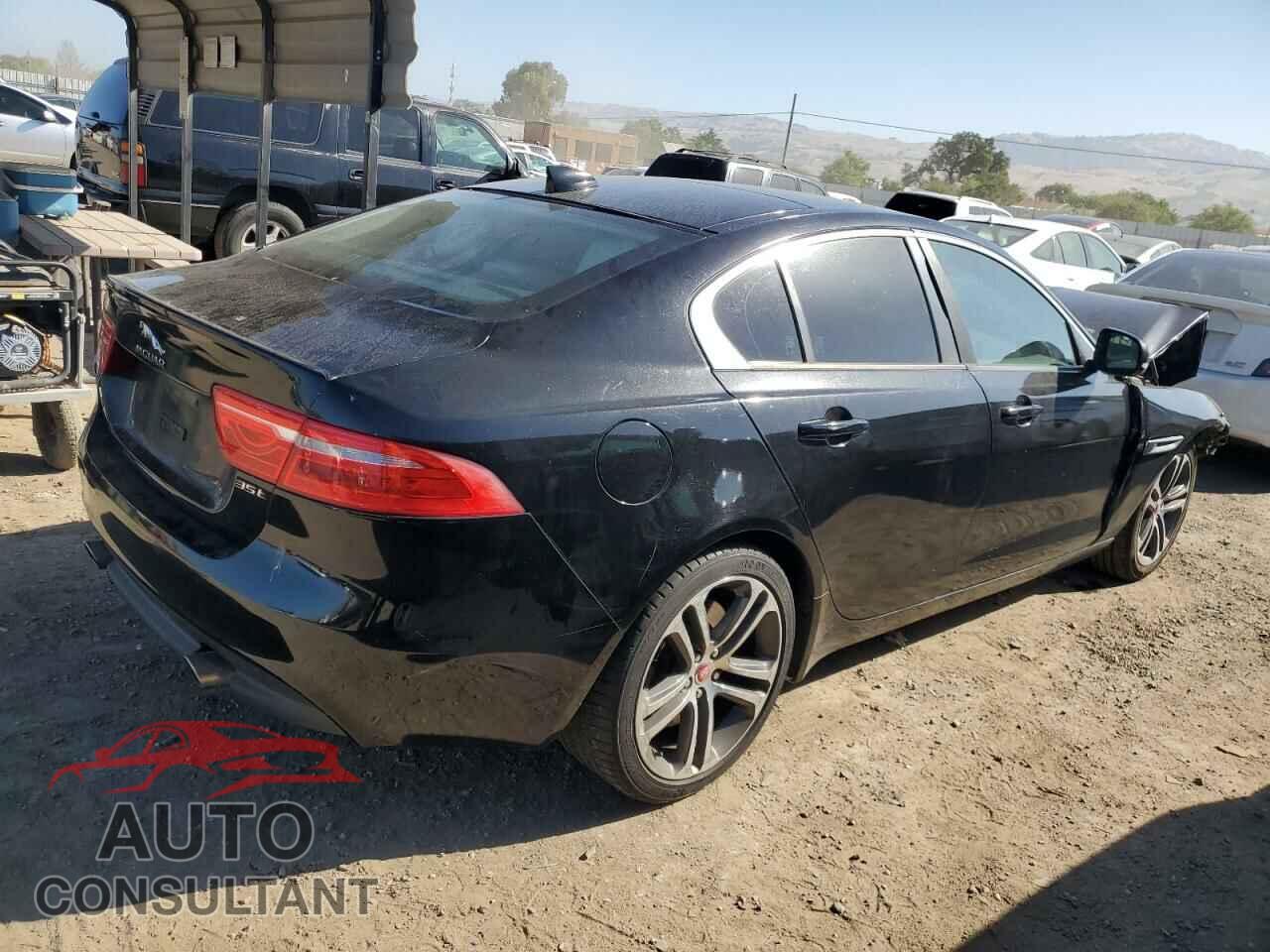 JAGUAR XE 2017 - SAJAD4BV6HA965784