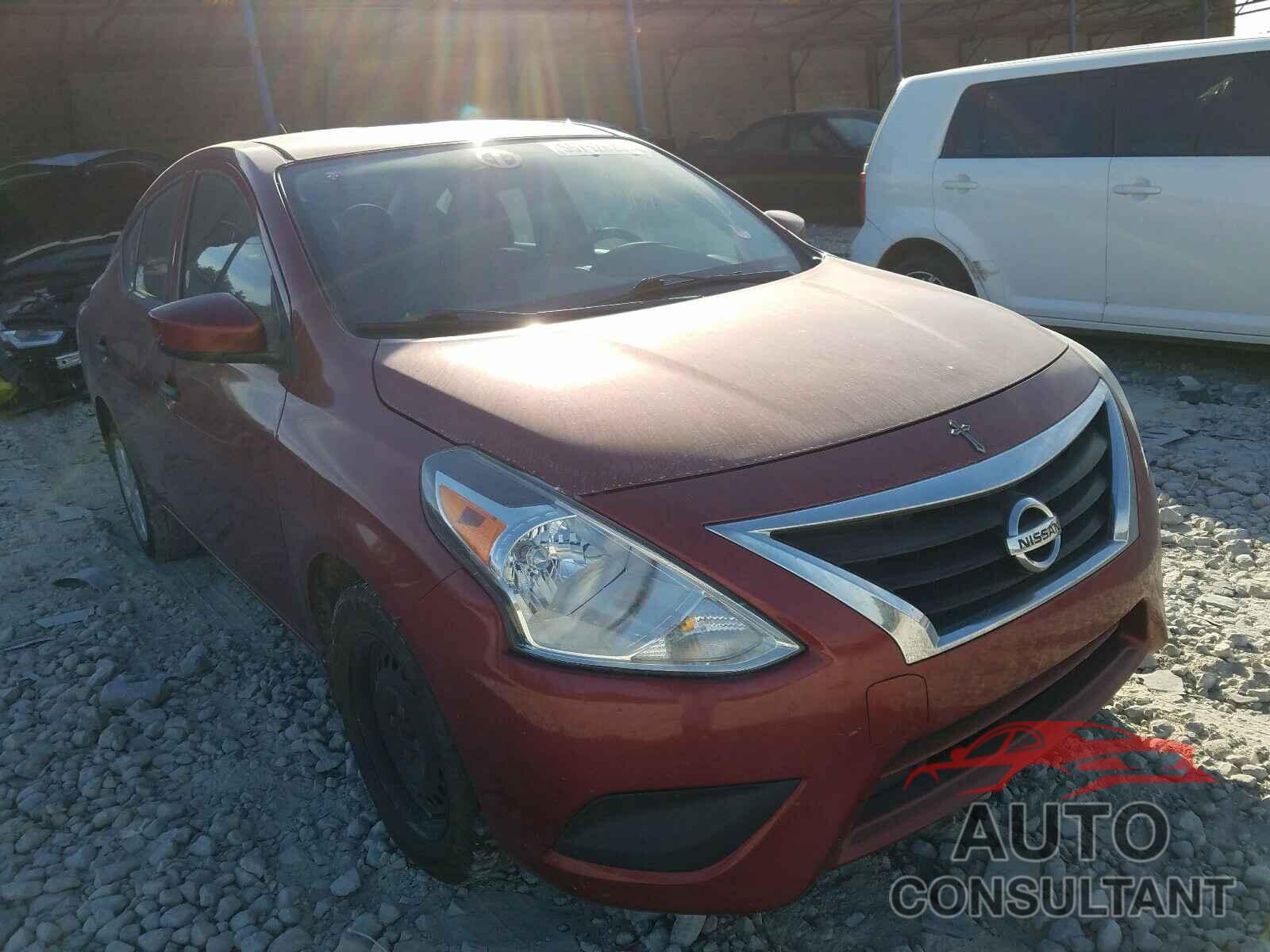 NISSAN VERSA 2018 - 3N1CN7AP8JL872274