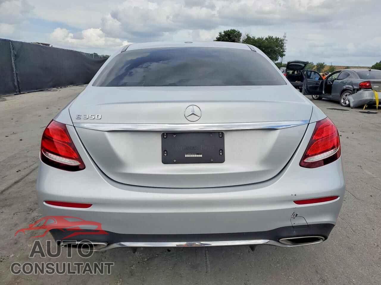 MERCEDES-BENZ E-CLASS 2020 - W1KZF8DB8LA837342