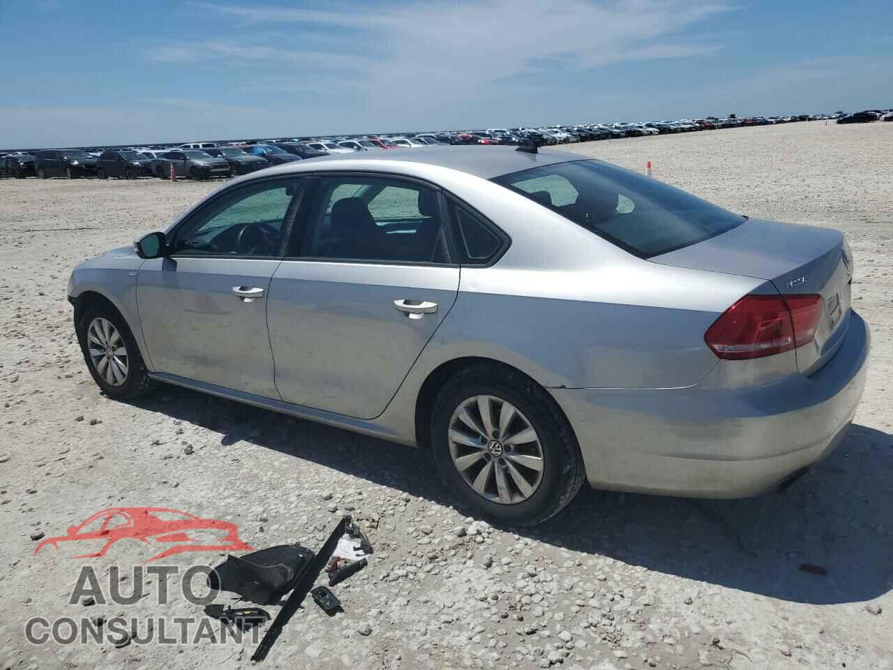 VOLKSWAGEN PASSAT 2014 - 1VWAT7A39EC095920