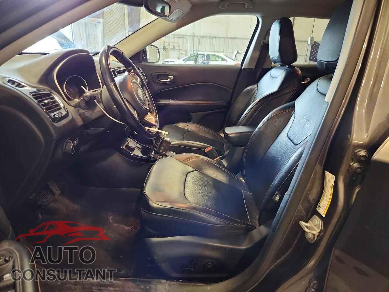 JEEP COMPASS 2020 - 3C4NJDCB7LT155899
