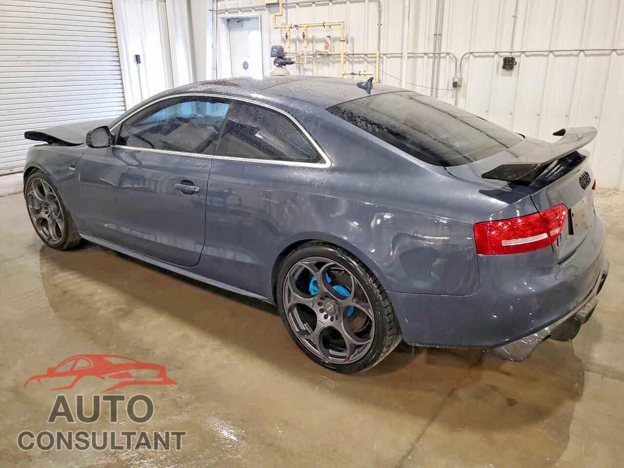 AUDI S5/RS5 2011 - WAUCVAFR4BA001978