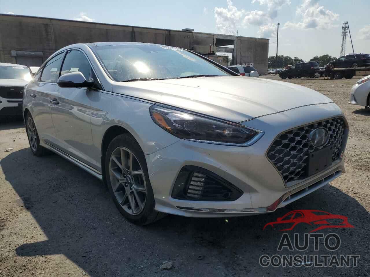 HYUNDAI SONATA 2018 - 5NPE34AB2JH712793