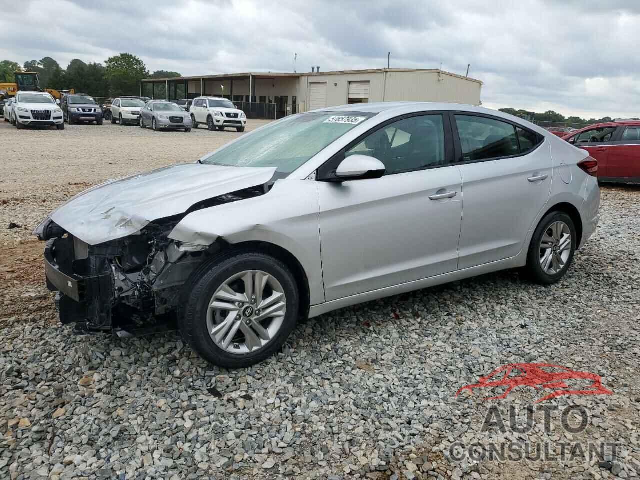 HYUNDAI ELANTRA 2019 - KMHD84LF3KU745222