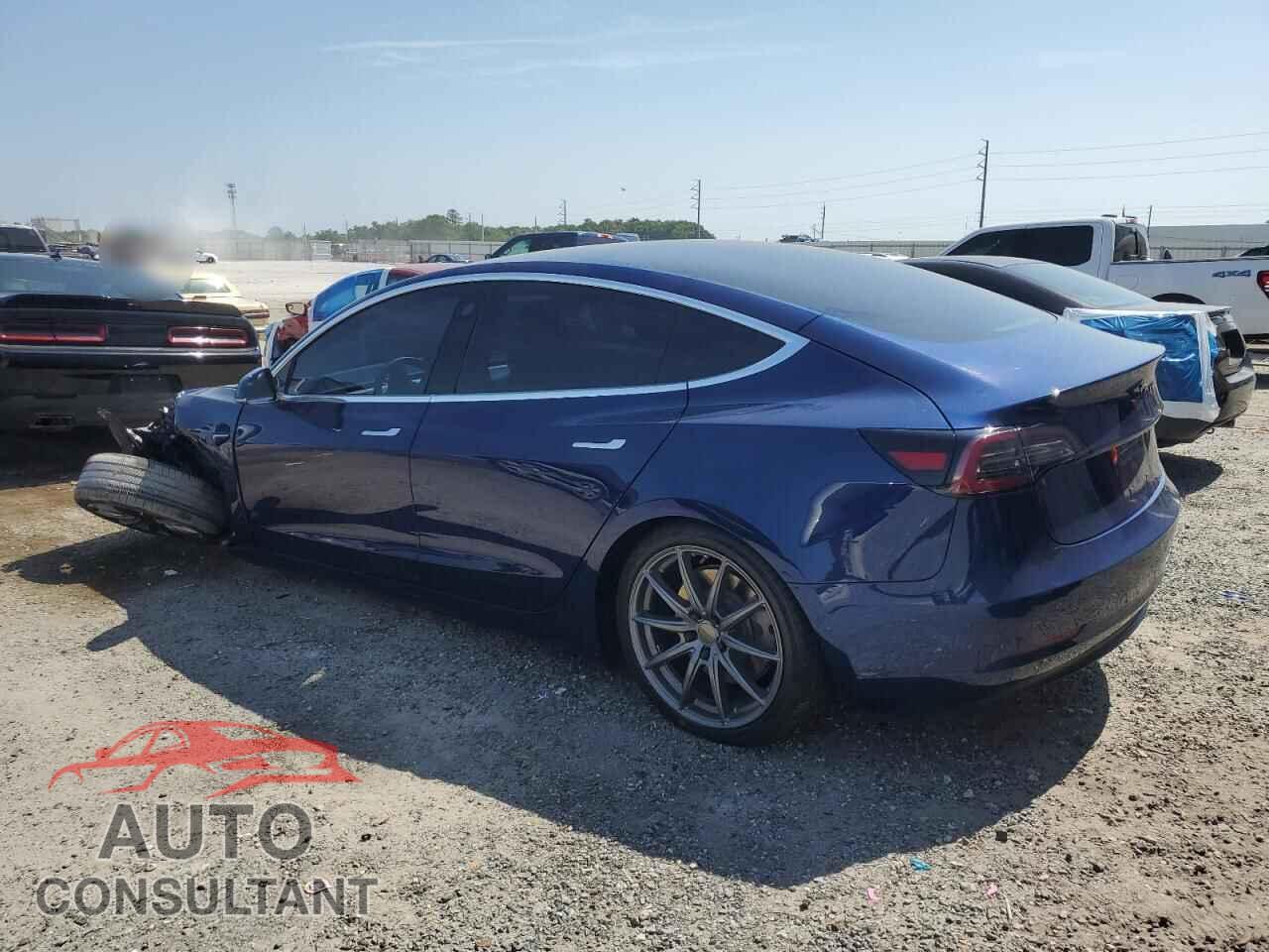 TESLA MODEL 3 2018 - 5YJ3E1EA7JF164516
