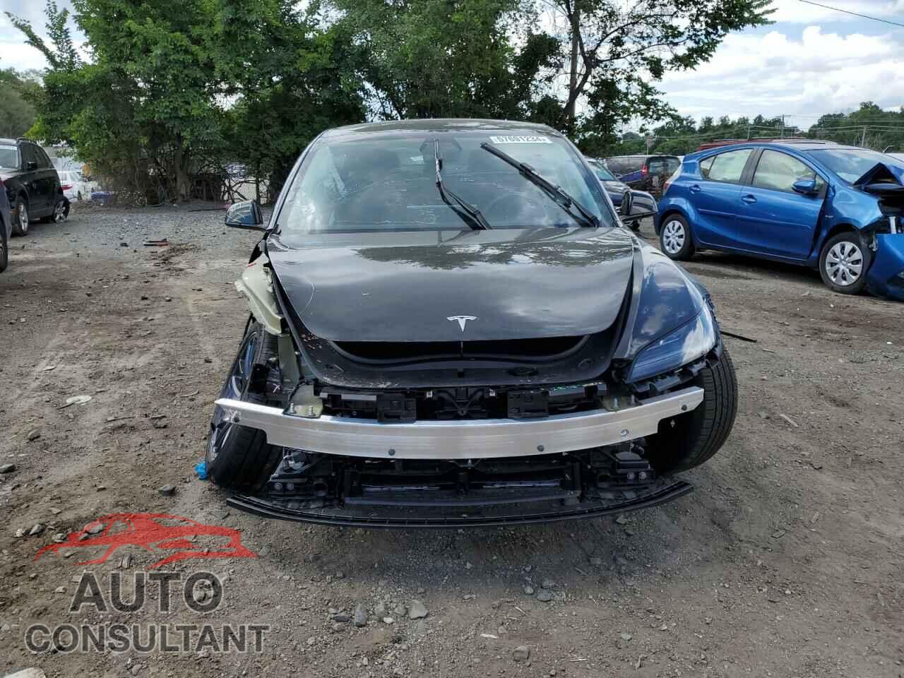 TESLA MODEL 3 2024 - 5YJ3E1EA0RF728468