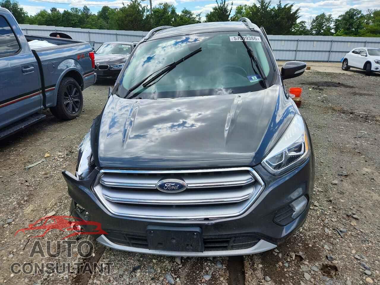 FORD ESCAPE 2017 - 1FMCU9JD0HUB51590