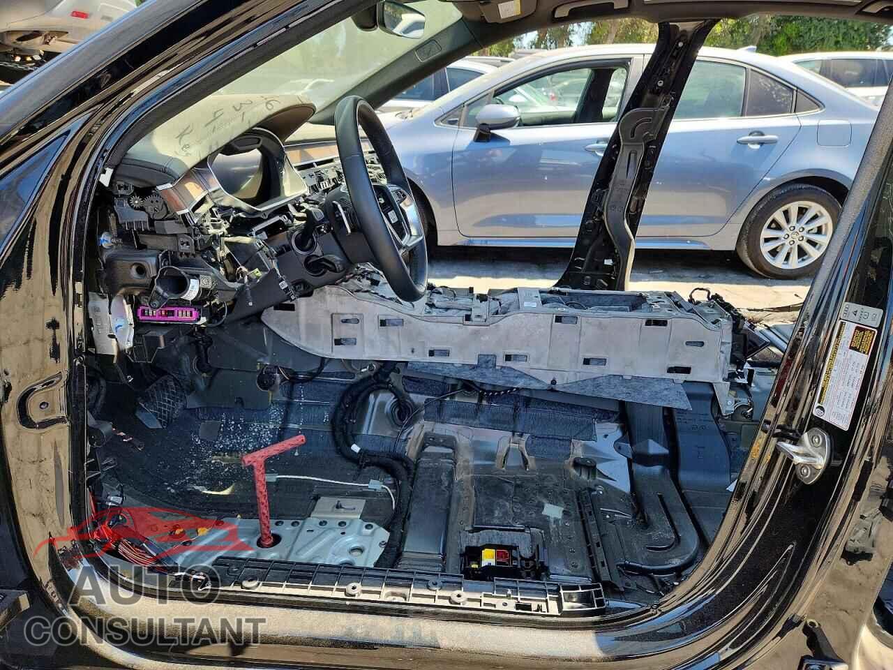 AUDI A8 2024 - WAULDAF82RN003984
