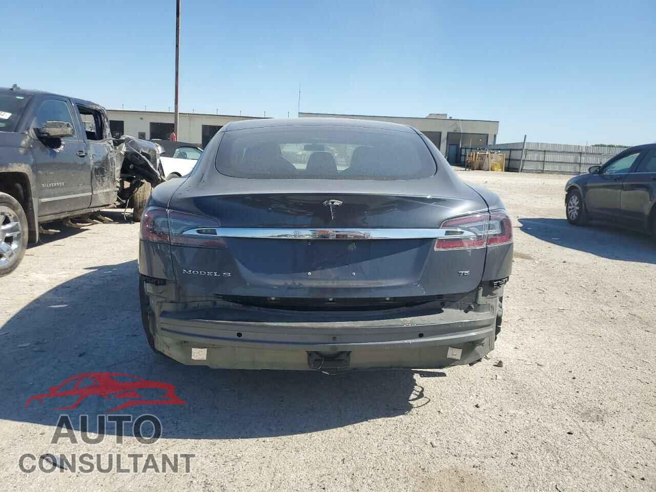 TESLA MODEL S 2017 - 5YJSA1E10HF233788