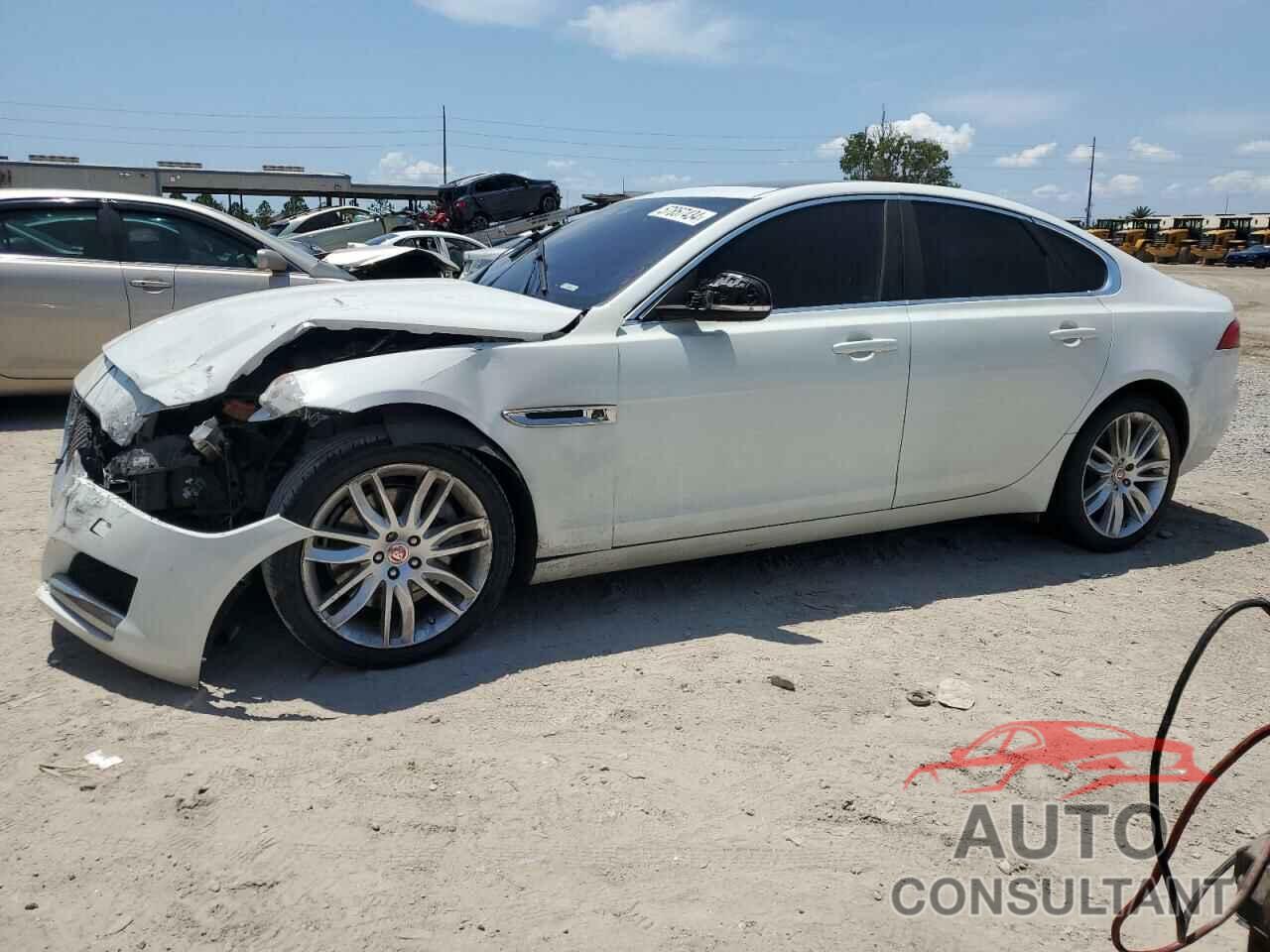 JAGUAR XF 2017 - SAJBE4BVXHCY27459