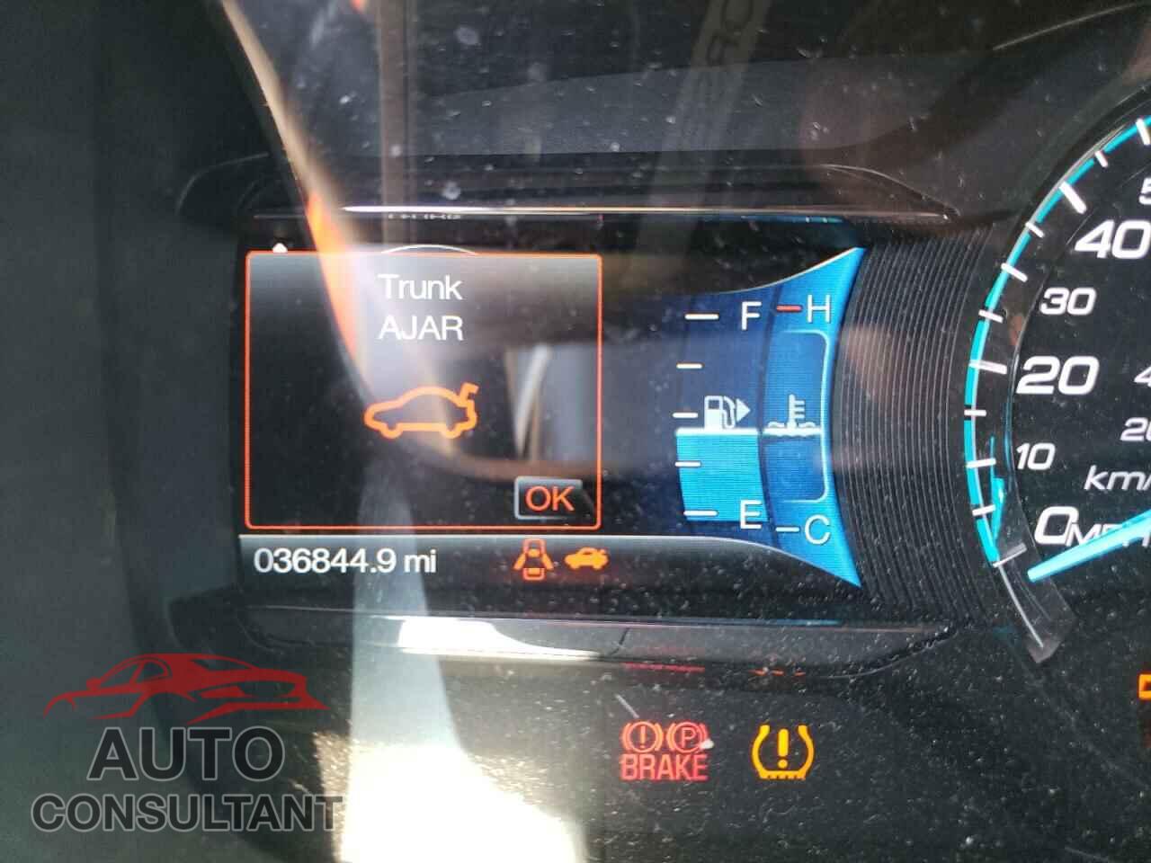FORD TAURUS 2018 - 1FAHP2E81JG113155