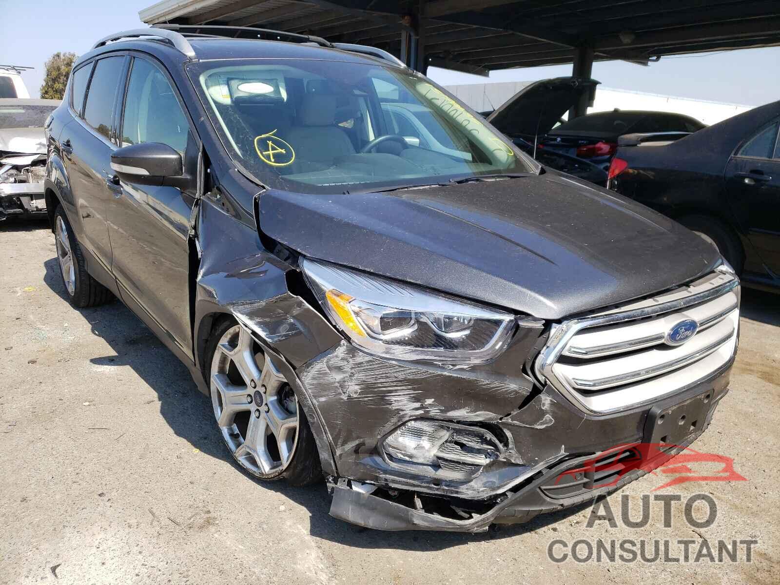 FORD ESCAPE 2018 - 1FMCU9J98JUD22300