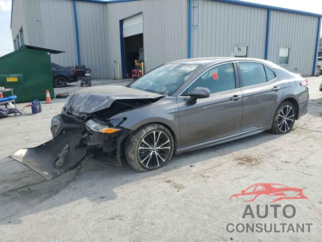TOYOTA CAMRY 2018 - 4T1B21HK0JU007244