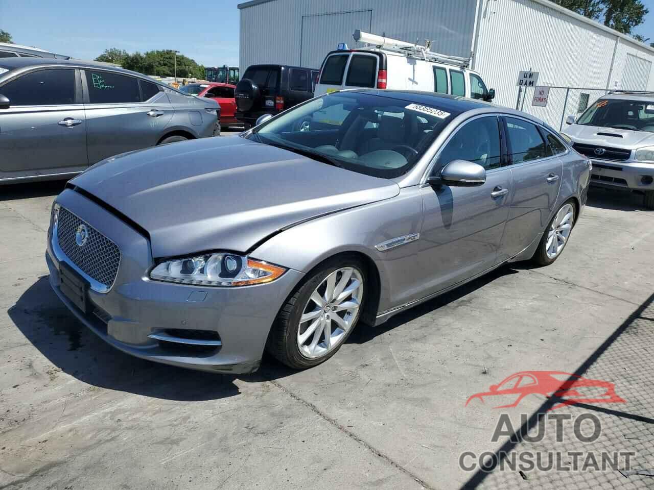 JAGUAR XJ 2013 - SAJWA1C7XD8V56444