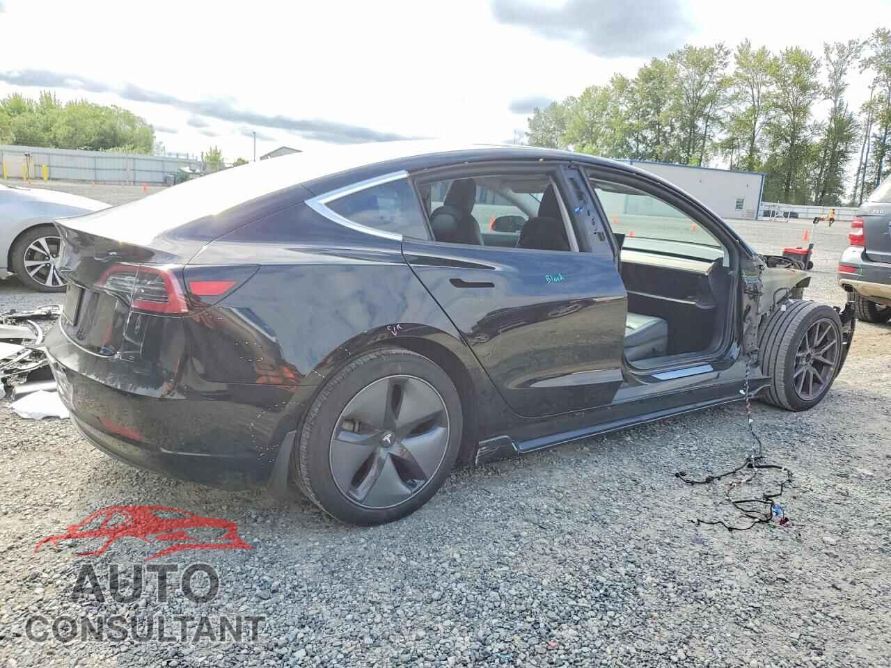 TESLA MODEL 3 2018 - 5YJ3E1EA1JF172532