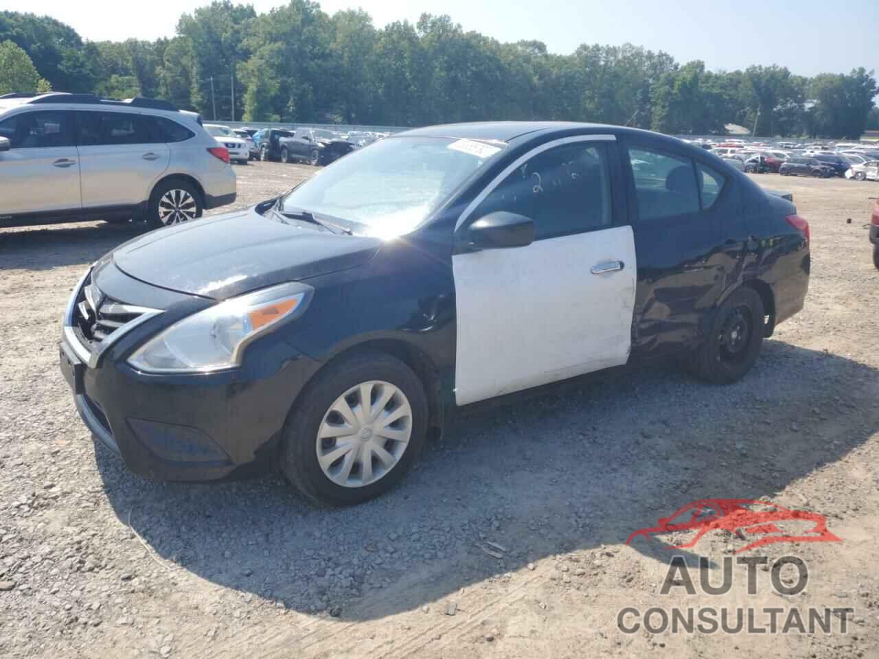 NISSAN VERSA 2018 - 3N1CN7AP4JL801587