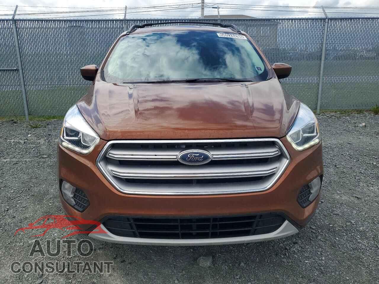 FORD ESCAPE 2017 - 1FMCU0GD1HUB54646