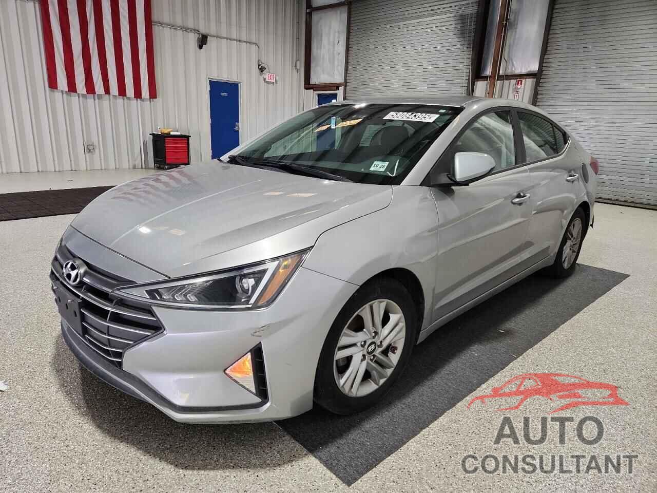 HYUNDAI ELANTRA 2020 - 5NPD84LF0LH581489