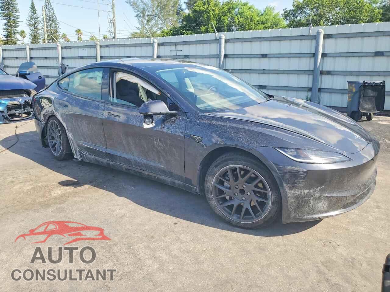 TESLA MODEL 3 2025 - 5YJ3E1EA6SF973832
