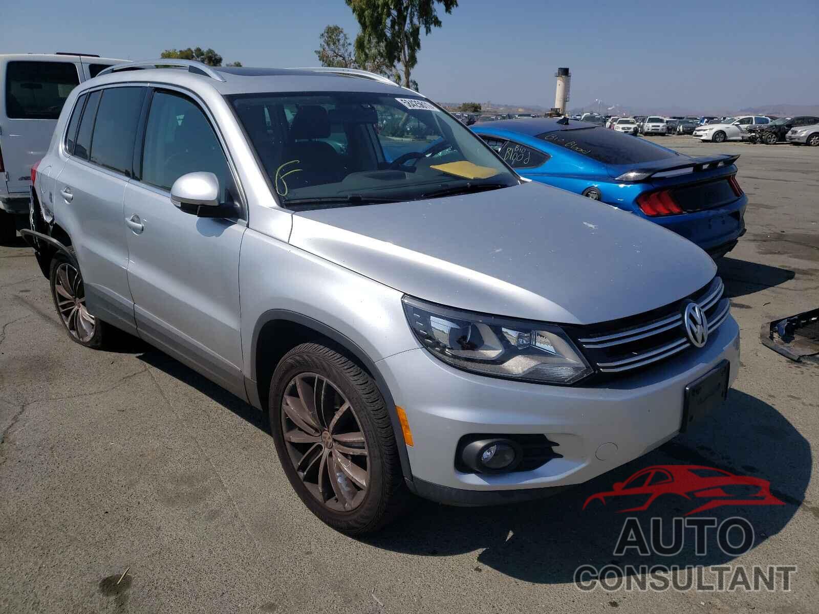 VOLKSWAGEN TIGUAN 2016 - WVGAV7AX6GW614418