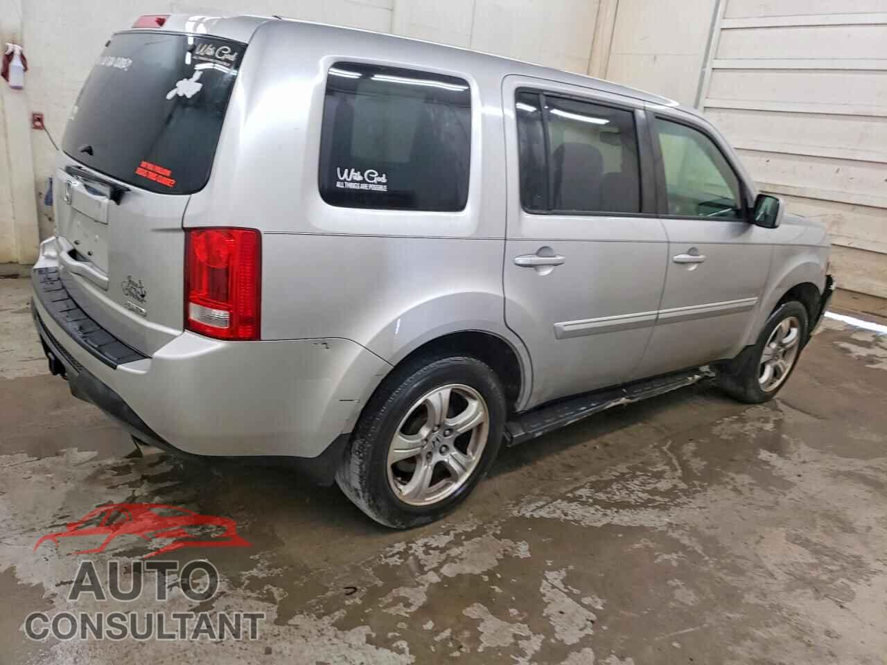 HONDA PILOT 2012 - 5FNYF4H51CB077149