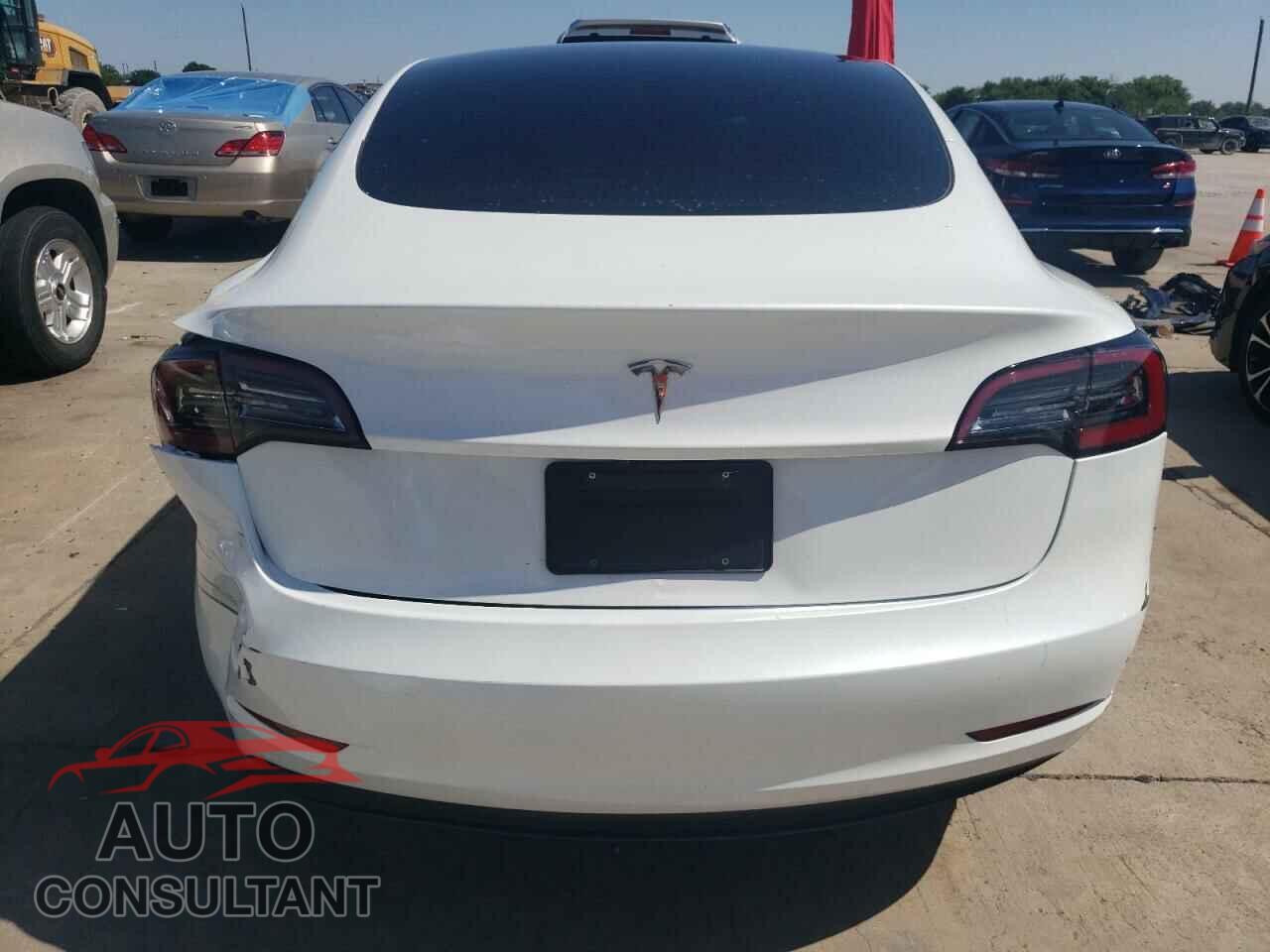 TESLA MODEL 3 2023 - 5YJ3E1EA5PF553423