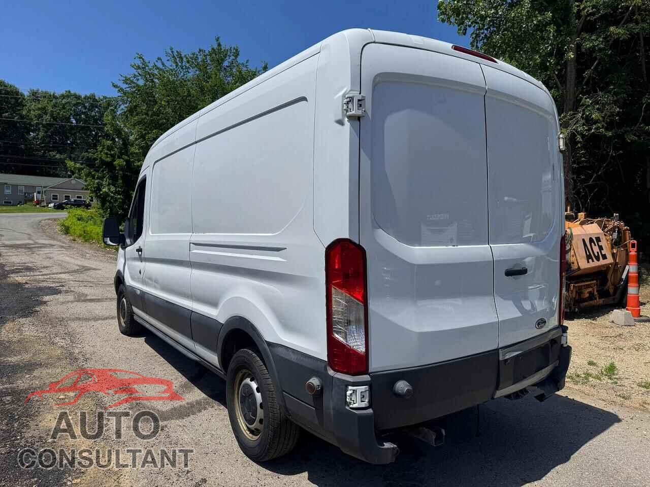 FORD TRANSIT 2017 - 1FTBW2CM3HKA06845