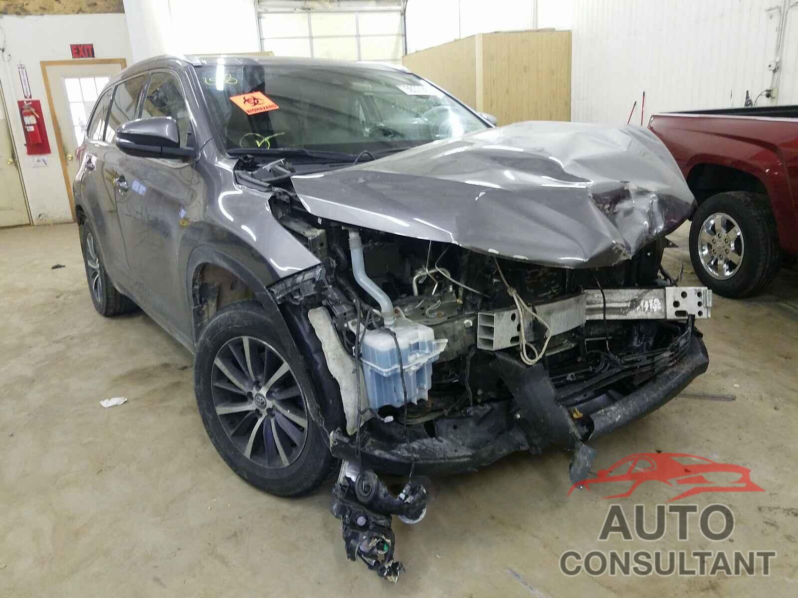 TOYOTA HIGHLANDER 2017 - 5TDJZRFH9HS418805