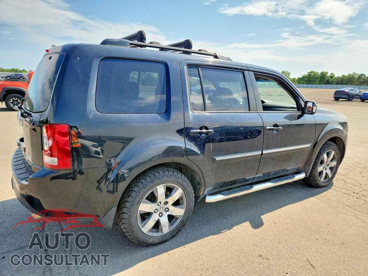 HONDA PILOT 2013 - 5FNYF4H92DB044245